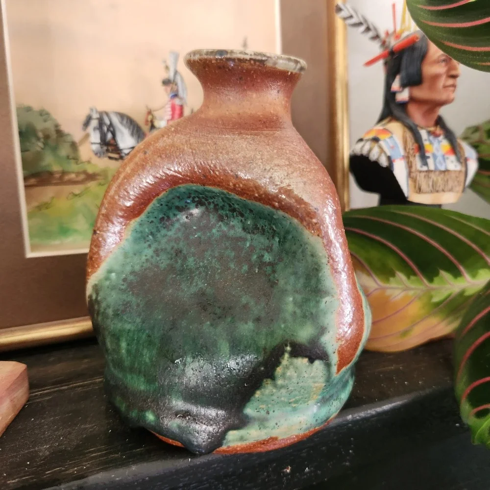 Funky Green & Brown‎ asymmetrical pottery floral stem decorative vase